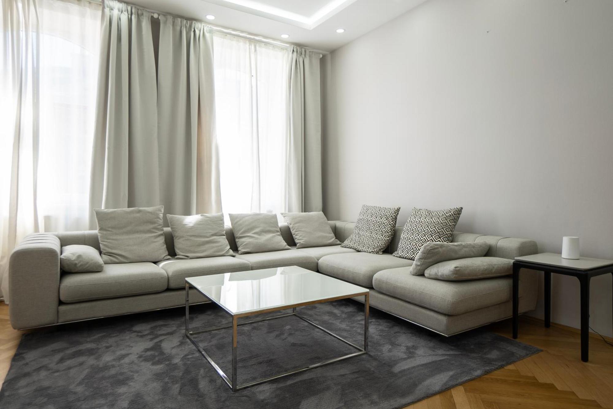 Charming 2-Room Apartment With Balcony, 15 Min To Center Wien Ngoại thất bức ảnh