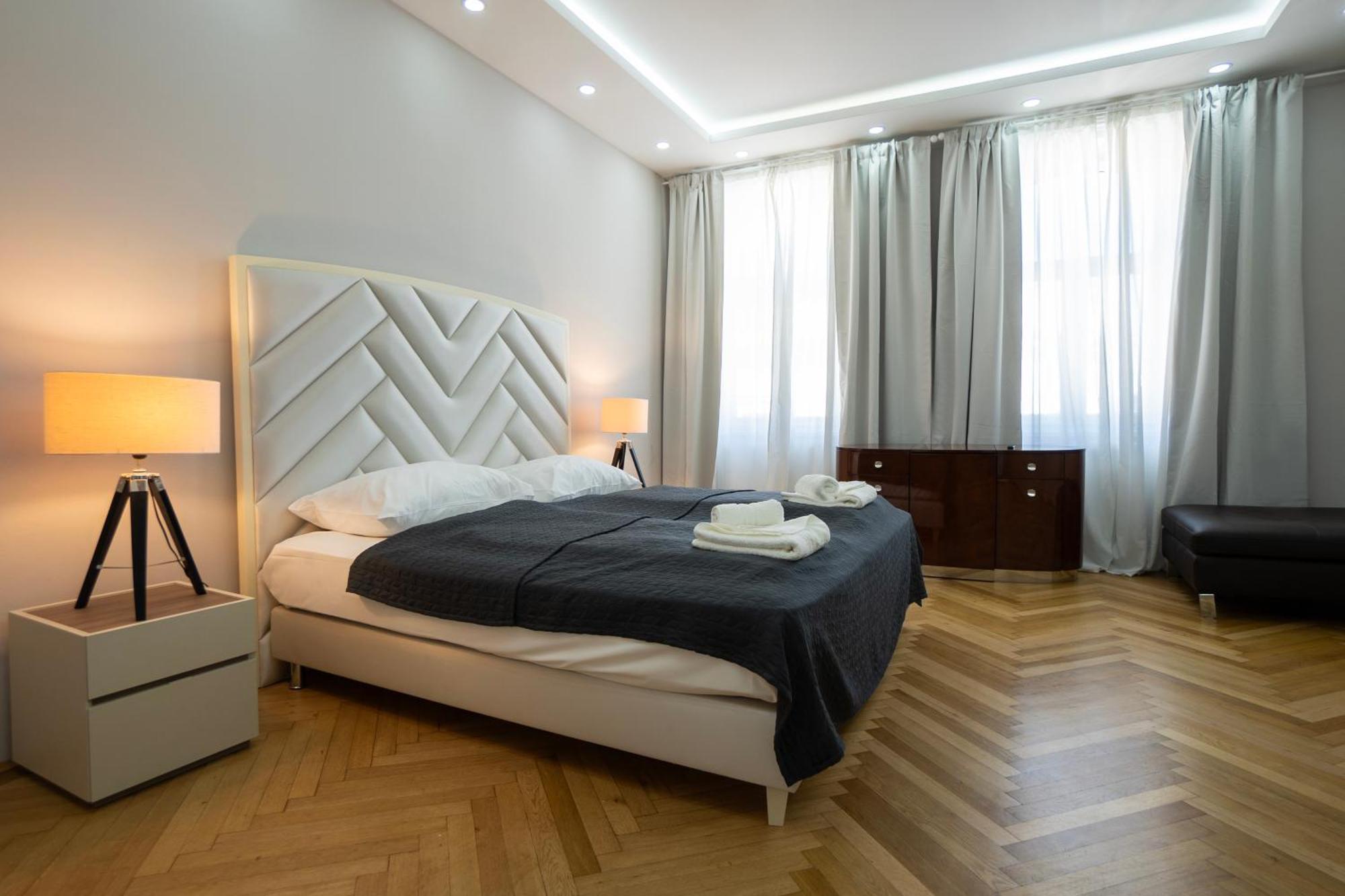 Charming 2-Room Apartment With Balcony, 15 Min To Center Wien Ngoại thất bức ảnh